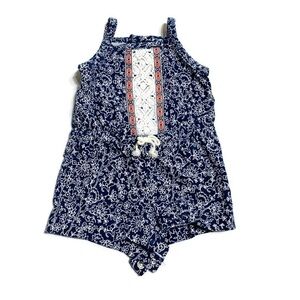Carter’s baby‎ girls NB romper